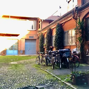La Casa Sul Ballatoio Isola San Siro E Humanitas Piox Milan